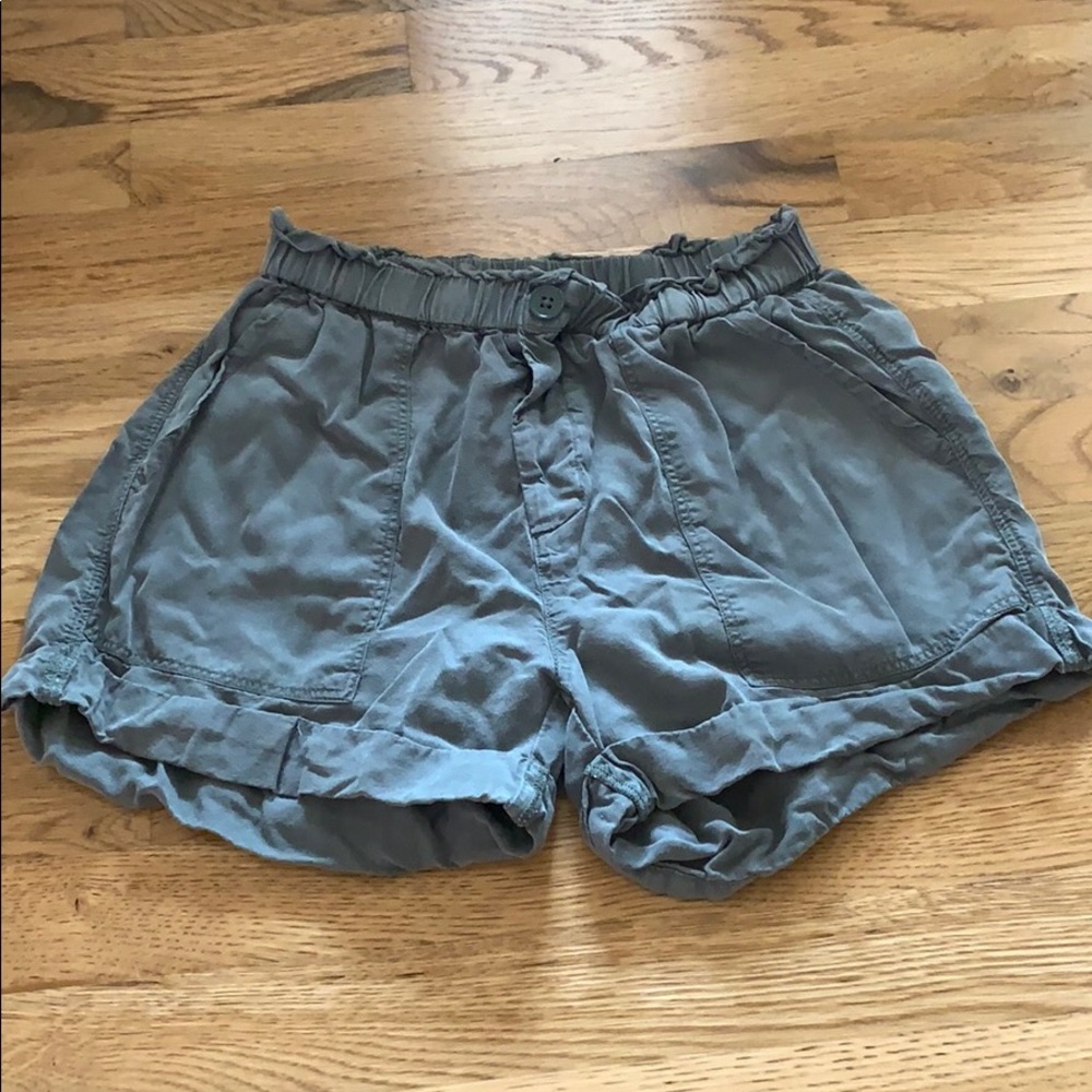 Aerie XS Green Shorts